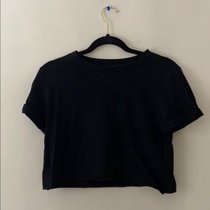 Cropped Black Top